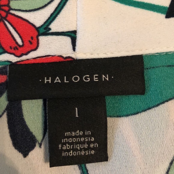 Halogen spring blouse.  Beautiful print and colors - Picture 6 of 6